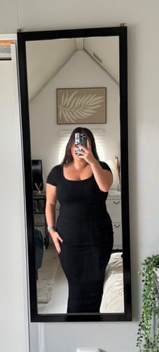 Customer photo review of Short Sleeve Maxi Shapewear Dress