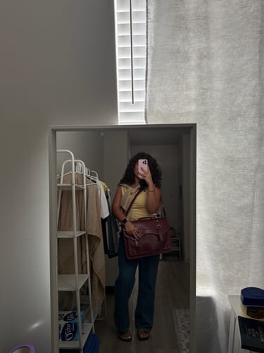 Customer photo review of Wilder Vintage Rivet 15.6-Inch Briefcase