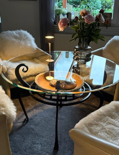 Customer photo review of Glasplatte Tisch Sicherheitsglas für Esstisch, Gartentisch, Weinfass - Rund
