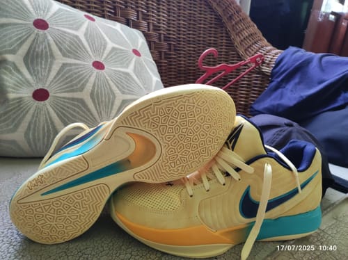 undefined review of Nike Men's Ja 2 EP Basketball Shoes image 1 out of 3