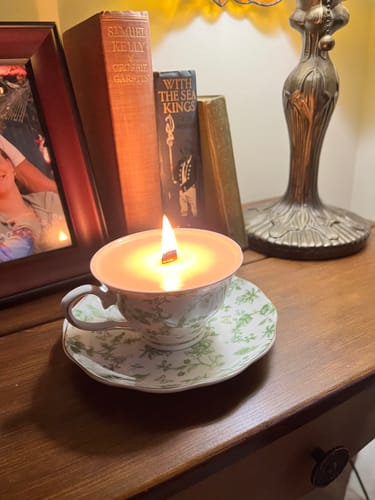 Customer photo review of Greeny Garden Fine Porcelain Tea Cup and Saucer