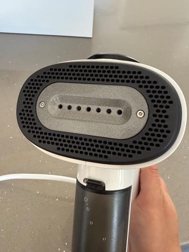 Customer photo review of Neakasa Magic 1 Steamer Dampfglätter mit Saugfunktion