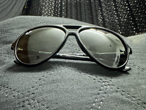 Customer photo review of Lentes De Sol Rb Cats 5000 Rb4125n Negro Verde G15