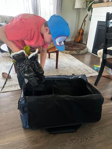 Customer photo review of Conway+Banks Hockey Bag