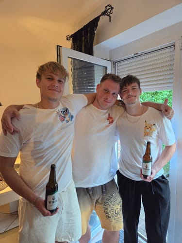 Customer photo review of Vorglühmanda- T-Shirt Unisex