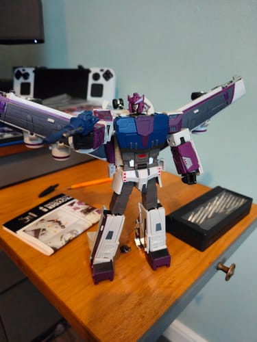 Customer photo review of Unique Toys UT Y-01 Y01 Provider (Octane, Fuel Supply, MP Size) Reissue 21cm / 8.25"