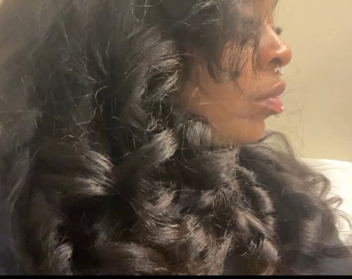 Customer photo review of CurlyMe V Part Glueless No Leave Out Kinky Straight Human Hair Wig Pre-plucked Beginner Friendly