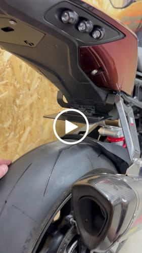 Customer video review of BMW S1000RR 2019+ Low Mount