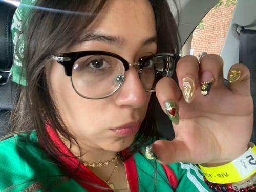 Customer photo review of Green Queen