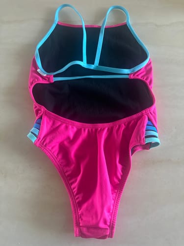 Jiyeon review of ZAMBIA ONE PIECE || Pink Sorbet|Mykonos image 1 out of 2