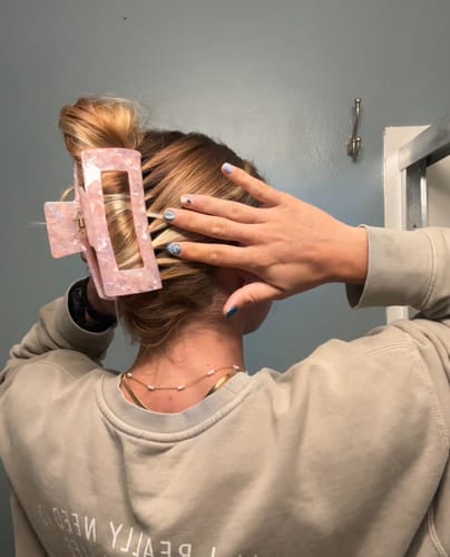 Customer photo review of XXL Dreamy Claw Clip