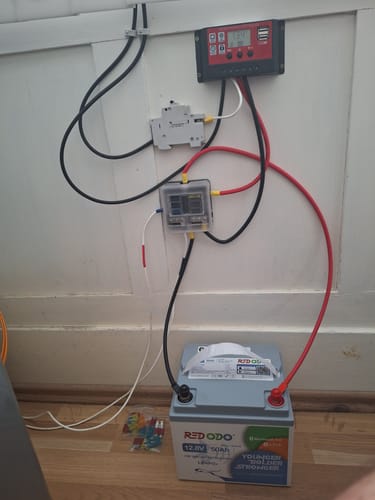 Customer photo review of 【Superpreis】0% MwSt.- Redodo 12V 50Ah Bluetooth Lithium LiFePO4 Batterie für Bootsmotoren