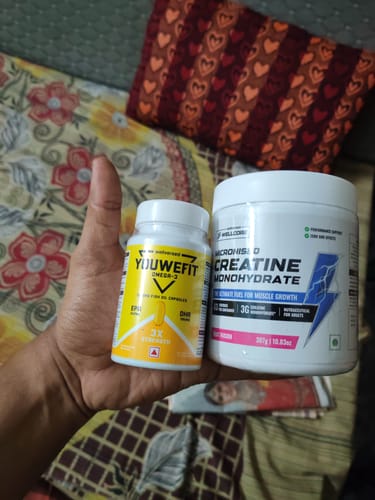 Customer photo review of Wellcore Creatine Monohydrate (Fruit Fusion, 83 Servings) + YouWeFit Omega-3 Triple Strength Fish Oil (1250mg, 30 Capsules)