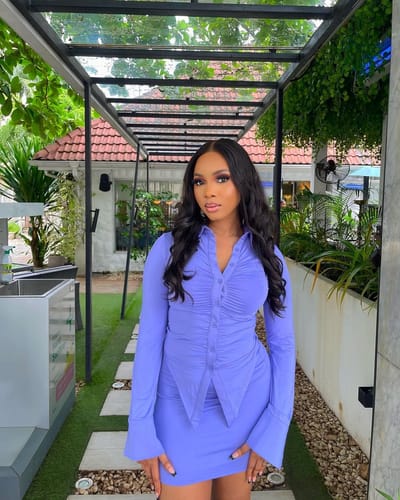 Customer photo review of Loose Body Wave Glueless Wig Invisible Small Knots 5x5 Swiss HD Pre-Cut Lace 180% Density