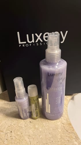 Reseña con foto de un cliente sobre Spray Bifásico 10 en 1 230 ml