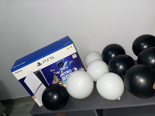 Customer photo review of PS5 Slim + Astro Bot (Voucher)