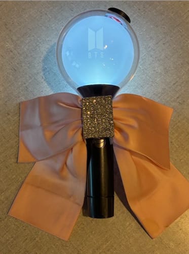 Customer photo review of BTS - OFFICIAL LIGHT STICK MAP OF THE SOUL Special Edition