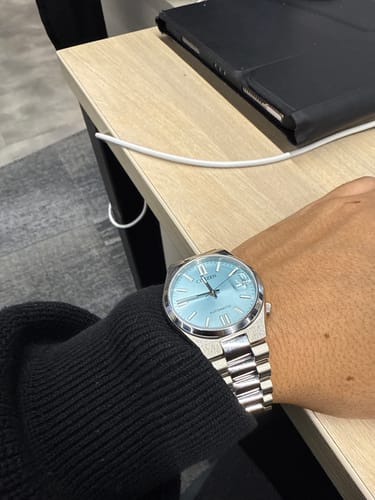 Customer photo review of Reloj Citizen Automatic NJ0200-50L Tsuyosa Sapphire Tiffany 37mm