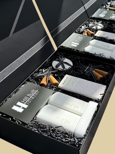 Customer photo review of Custom Premium Magnetic Gift Box Black - Extra Large