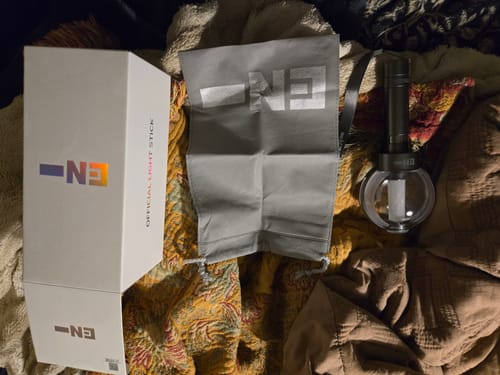 Customer photo review of ENHYPEN - OFFICIAL LIGHT STICK VER.2