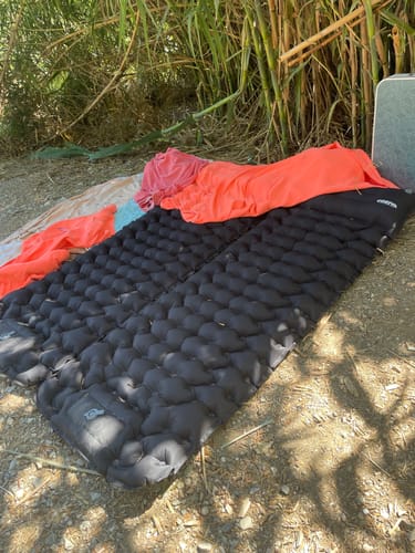 Avis photo d'un client sur MATELAS GONFLABLE COZIYA