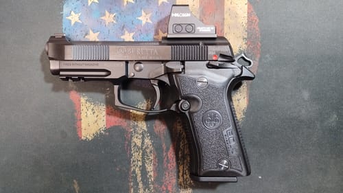 Customer photo review of Beretta 80x Cheetah 380 Acp - 13rnd 3.9" Black/black Italy