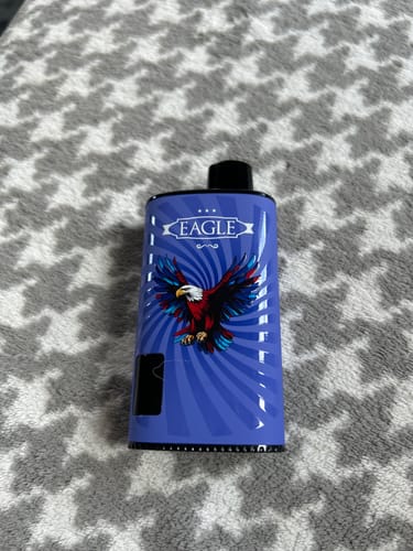 Customer photo review of JNR - Eagle - 23000 Bouffées - 2% de nicotine - Puff Jetable / Vape Disposable