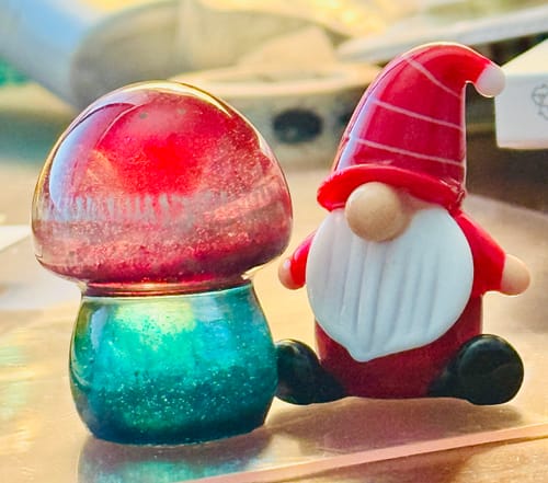 Customer photo review of Everyday Little Glass Gnomes, Red