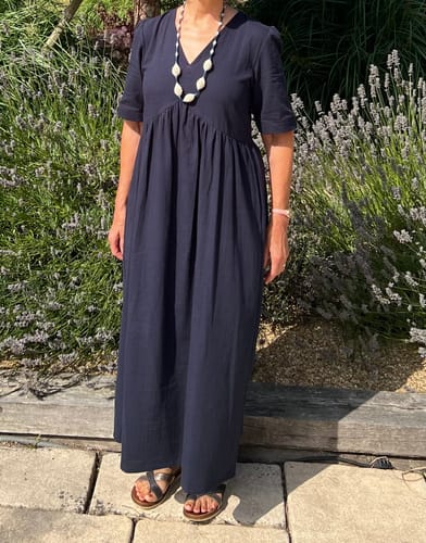 Customer photo review of Robe Edonie -lin bleu indigo