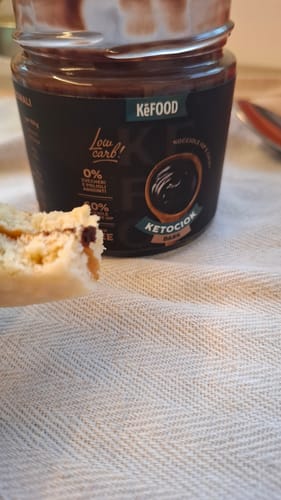 Customer photo review of KETOCIOK DARK 250G CREMA SPALMABILE NOCCIOLE IGP SENZA DOLCIFICANTI