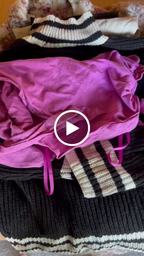 Customer video review of Anthropologie Women's Secondhand Wholesale Clothing