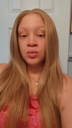 Customer photo review of Outre Melted Hairline Kinky Soft Edges Glueless HD Lace Front Wig - KINKYSOFT 1