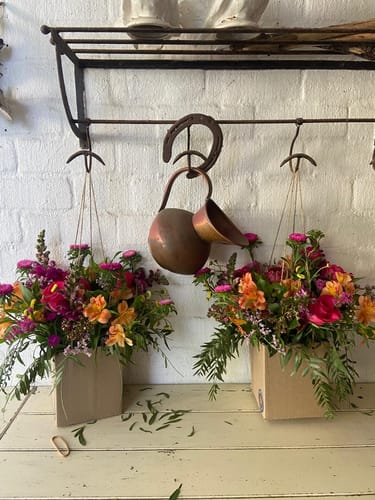 Customer photo review of Summer Delight Posy Box