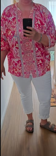 Customer photo review of TINA Plus Size Bluse - verschiedene Farben