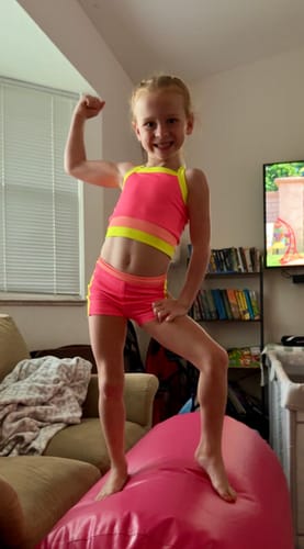 Customer photo review of active - neon pink