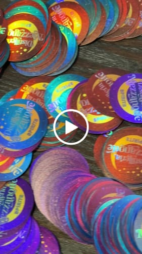 Customer video review of Sticker Olografici