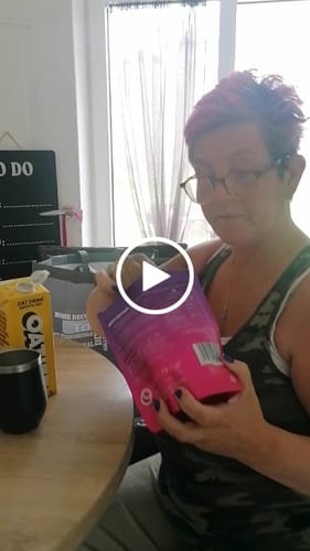 Customer video review of rainbow dust - starter kit