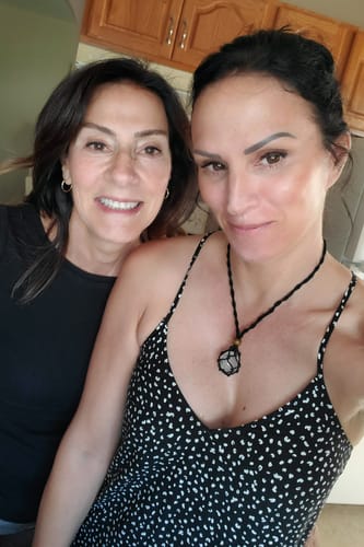 Customer photo review of Instant Dye Shampoo