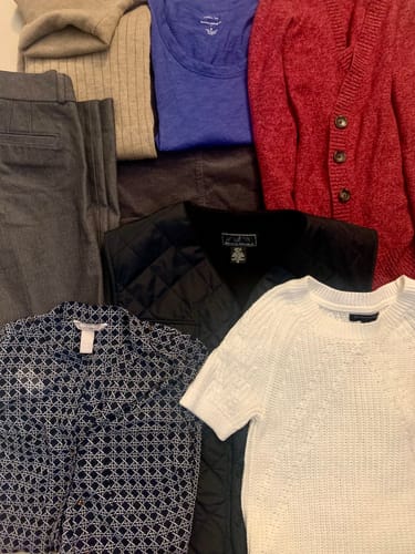 Customer photo review of DRAFT 40: Banana Republic Women's Secondhand Wholesale