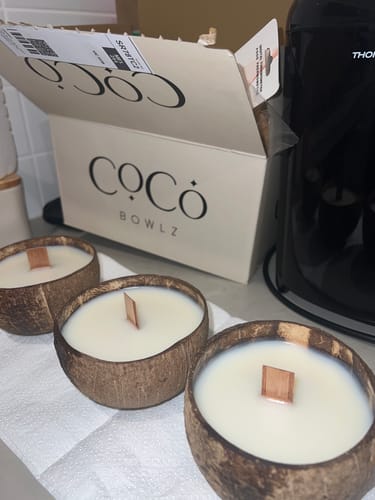 Customer photo review of Candle Making Kit Coconut Set of 3 - Starter DIY Kit With Coco Soy Wax Blend & 60ml Fragrance
