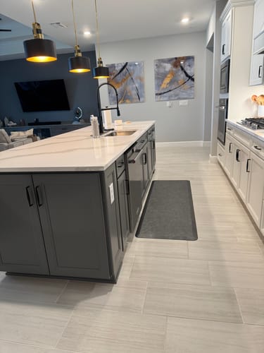 Alicia D. review of Bella Collection – Slate image 1 out of 2