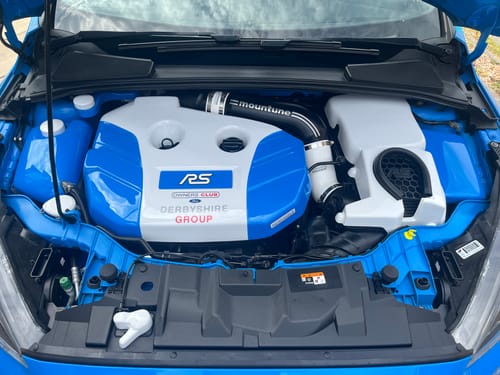 Customer photo review of Proform Medium Engine Bay Dress Up Bundle - Mk3.5 Focus RS (Painted Finishes)