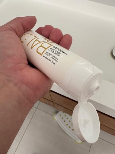 Customer photo review of Bald Head Moisturizer: Bald& Day Cream. 100ml.