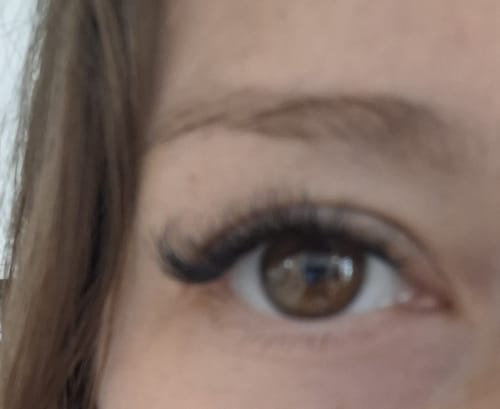 Customer photo review of Come tu mi vuoi - Ciuffetti di Ciglia Personalizzabili