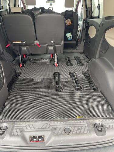 Marco T. review of Fußmatten für Van - Kofferraumwanne image 1 out of 1