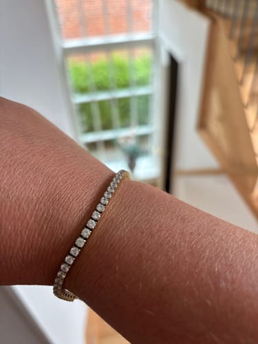 Customer photo review of Luxe Tennis Bracelet