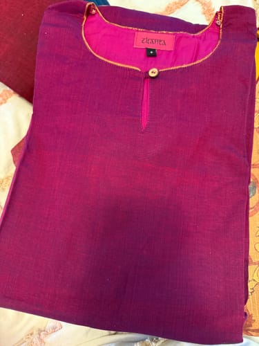 Customer photo review of Thenmozhi Magenta