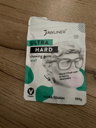 Customer photo review of JAWLINER® Fitness Chewing Gum