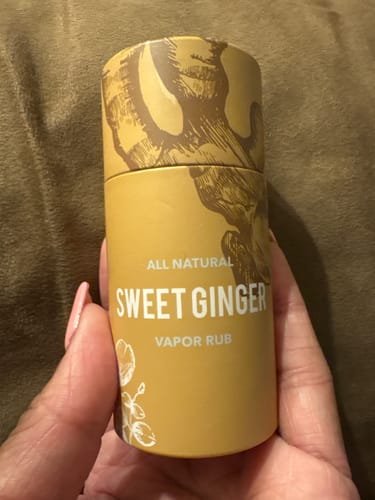 Customer photo review of Sweet Ginger Vapor Rub