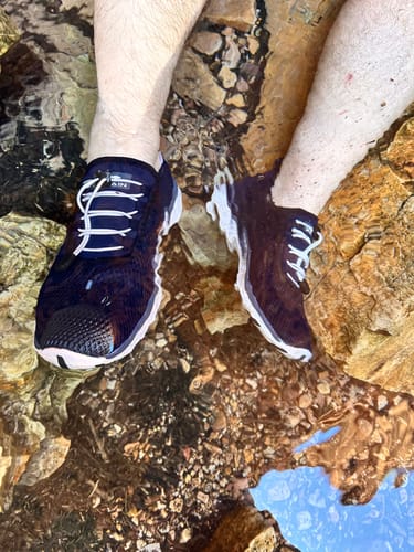 Customer photo review of Aleader Men's Xdrain Classic Knit 3.0 Water Shoes